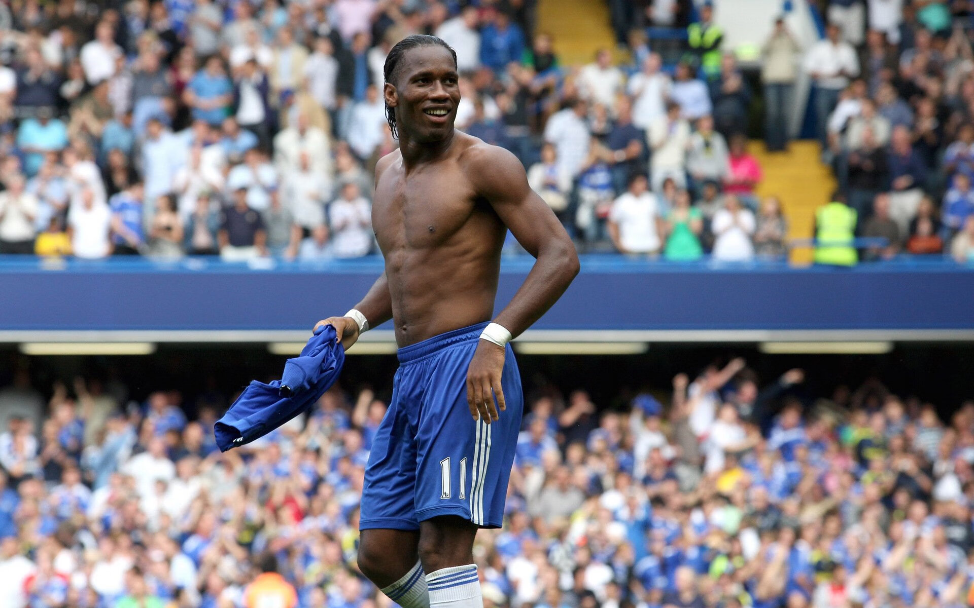 德甲俱乐部足球与社会公益结合的品牌创新，德甲合作伙伴